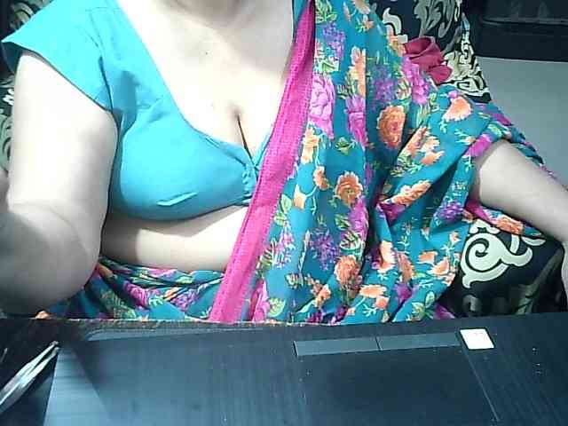 Indianbhabhimilf40 webcam