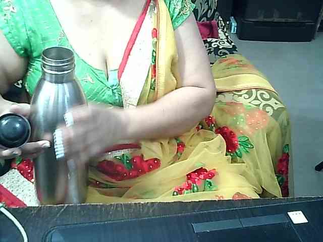 Indianbhabhimilf... Live Webcam on BongaCams