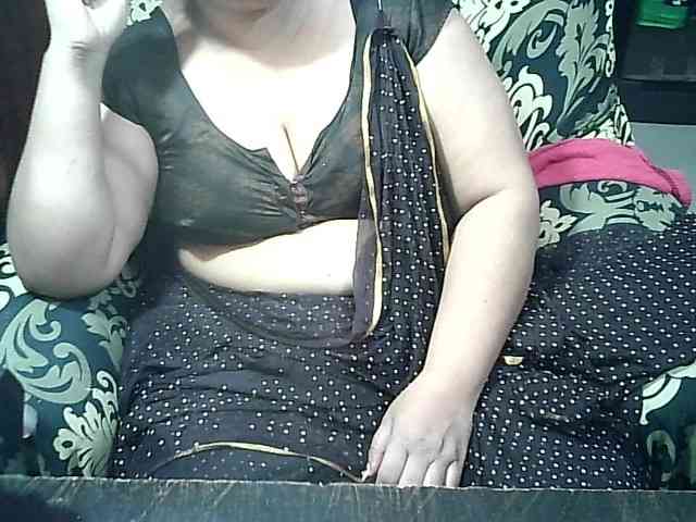 Indianbhabhimilf40 webcam