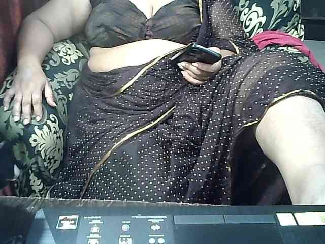 Indianbhabhimilf40 webcam