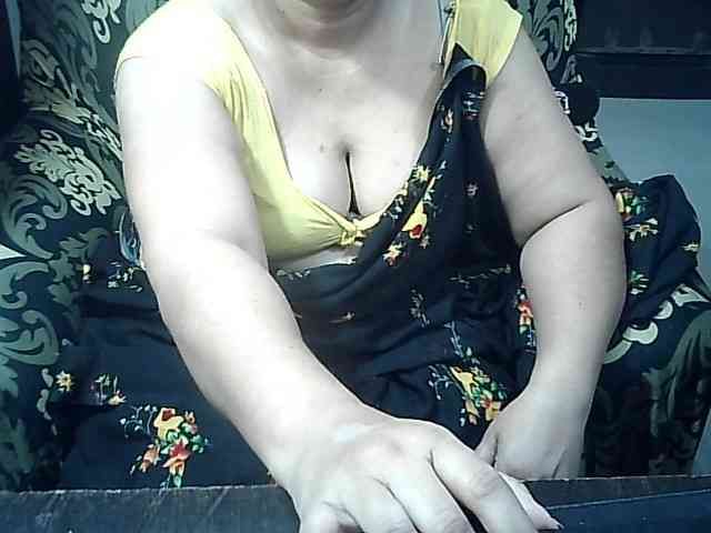 Indianbhabhimilf40 webcam