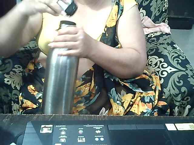 Indianbhabhimilf40 webcam