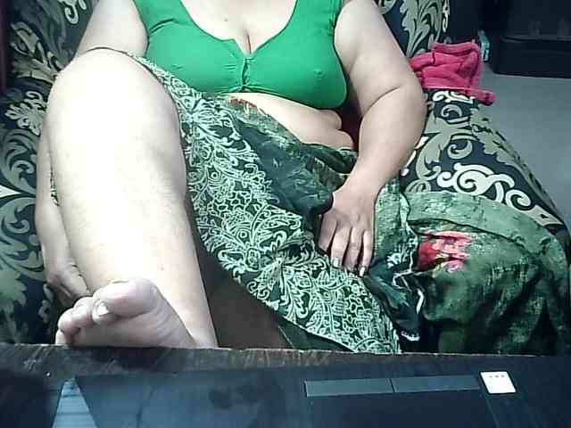 Indianbhabhimilf40 webcam