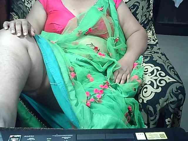 Indianbhabhimilf40 webcam