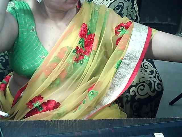 Indianbhabhimilf40 webcam