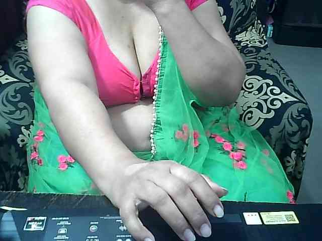 Indianbhabhimilf40 webcam
