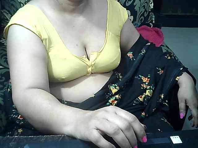 Indianbhabhimilf40 webcam