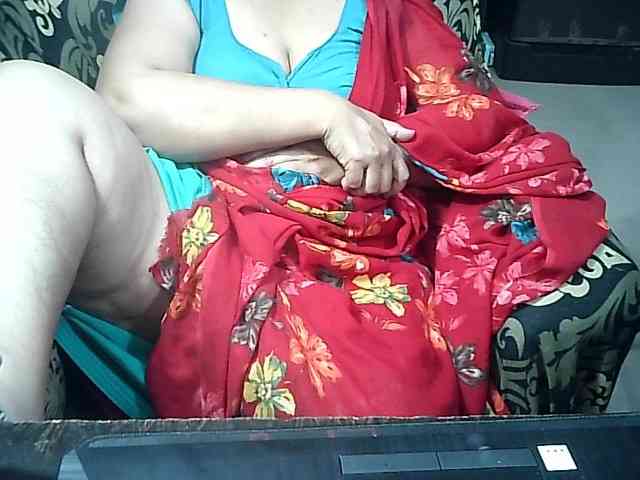 Indianbhabhimilf40 webcam