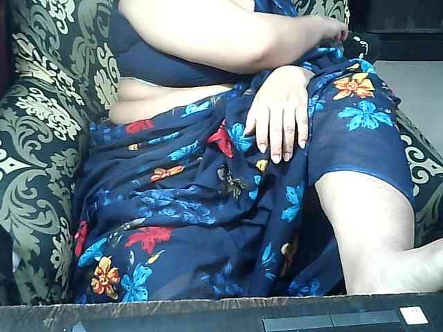 Indianbhabhimilf40 webcam