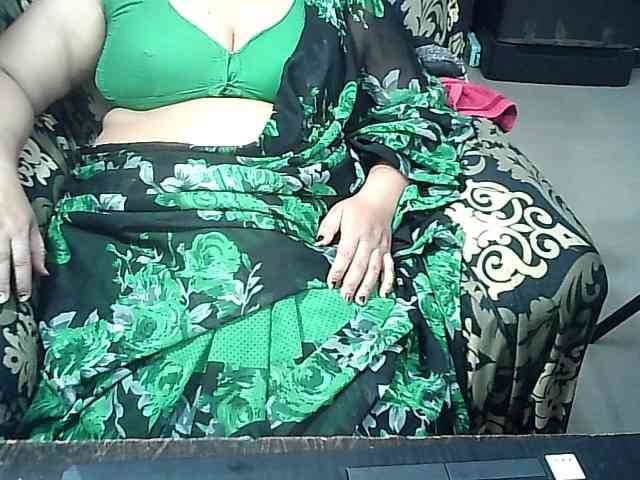 Indianbhabhimilf40 webcam