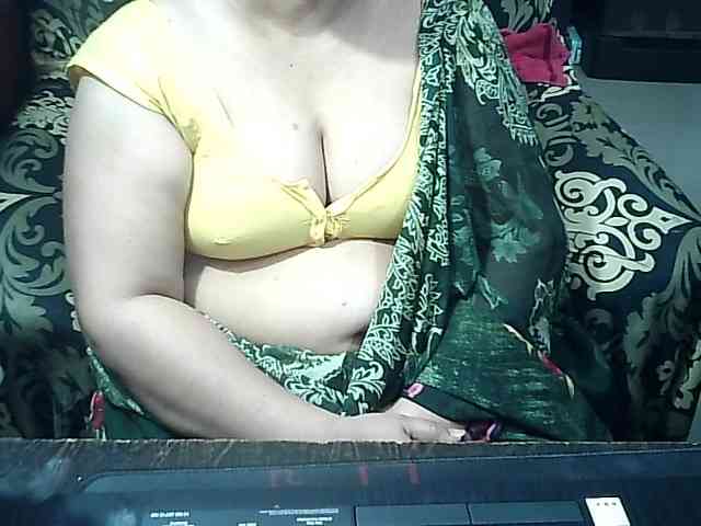 Indianbhabhimilf40 webcam