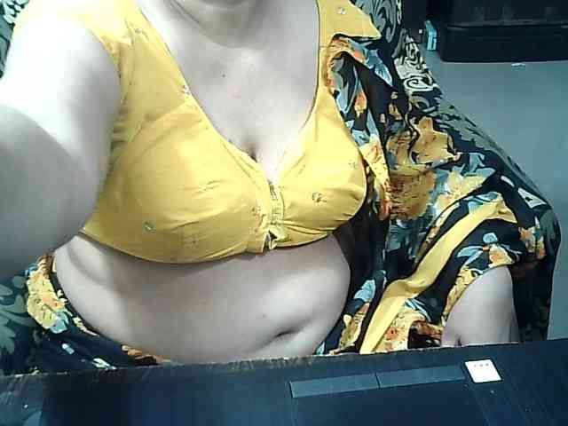 Indianbhabhimilf40 webcam
