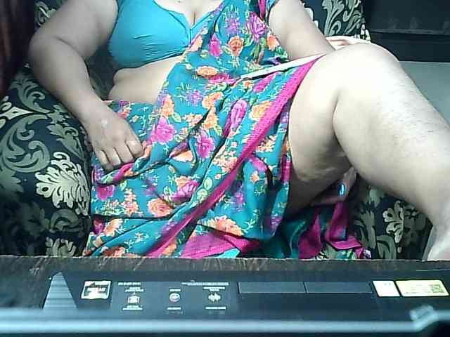 Indianbhabhimilf40 webcam