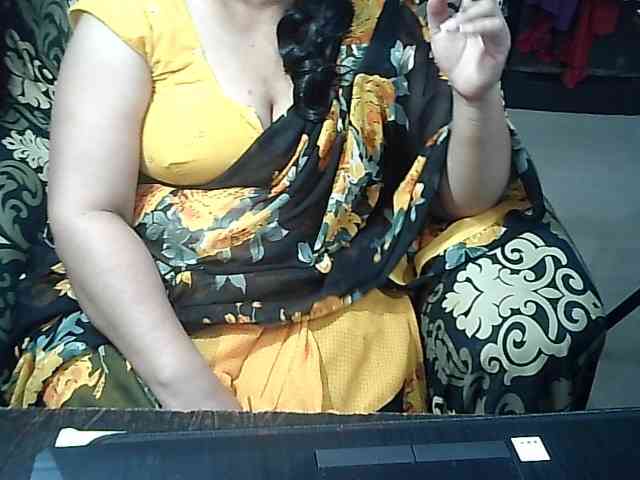 Indianbhabhimilf40 webcam