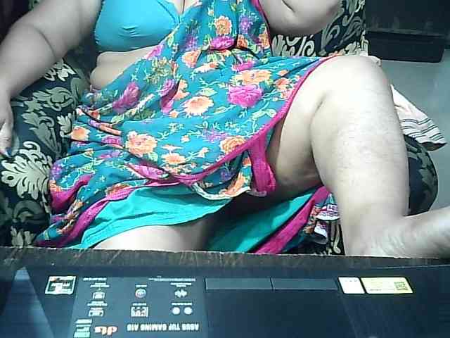 Indianbhabhimilf40 webcam