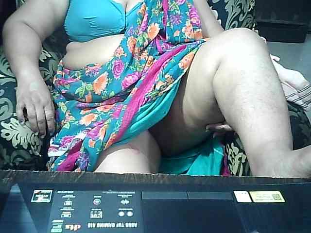 Indianbhabhimilf40 webcam