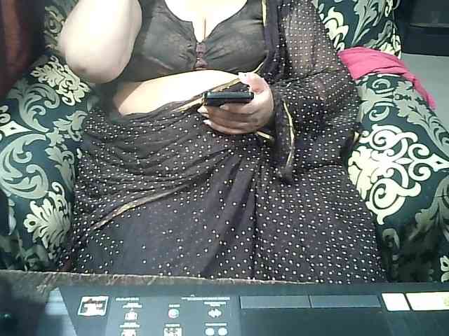 Indianbhabhimilf40 webcam