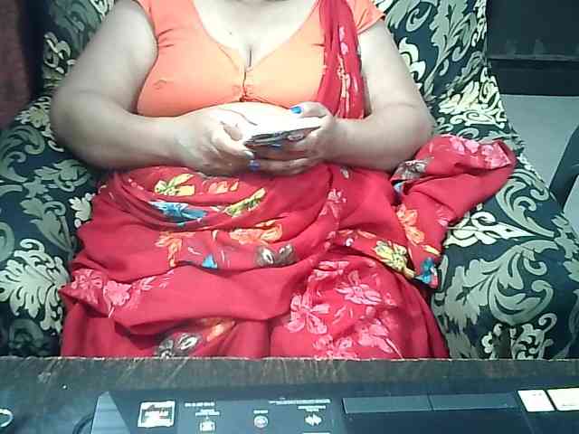 Indianbhabhimilf40 webcam