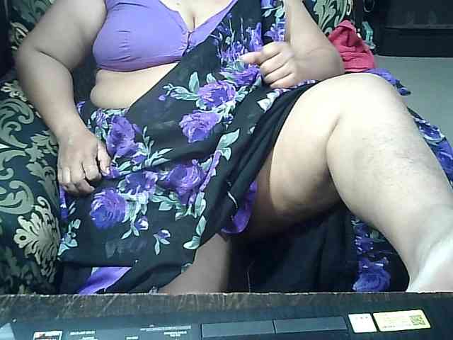 Indianbhabhimilf40 webcam