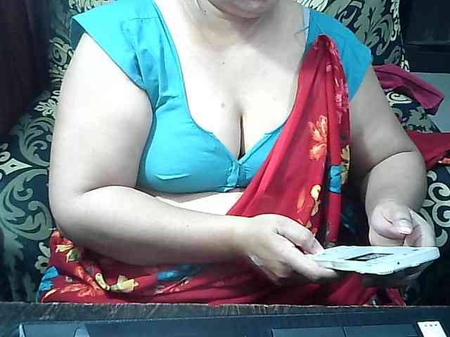 Indianbhabhimilf40 webcam