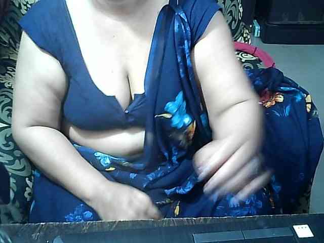 Indianbhabhimilf40 webcam