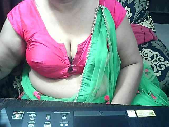 Indianbhabhimilf40 webcam