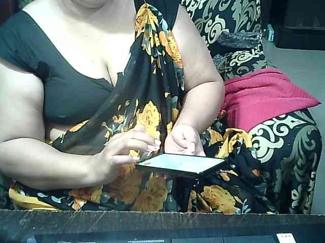 Indianbhabhimilf40 webcam