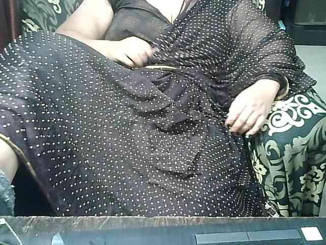 Indianbhabhimilf40 webcam