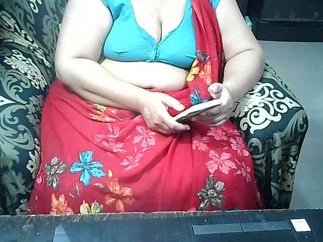 Indianbhabhimilf40 webcam