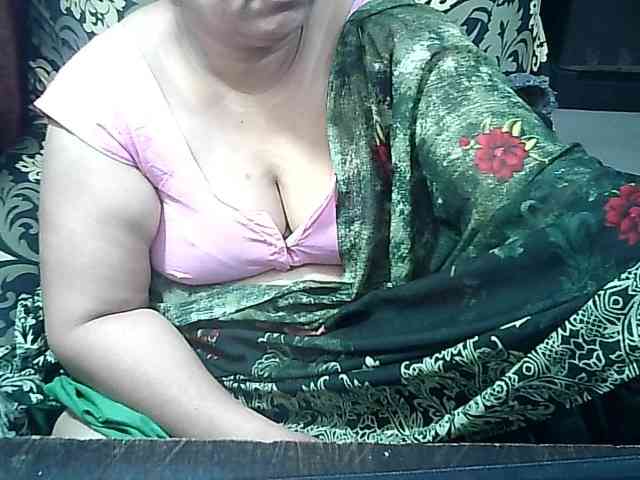 Indianbhabhimilf40 webcam