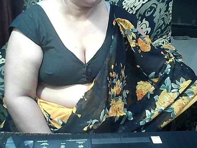 Indianbhabhimilf40 webcam