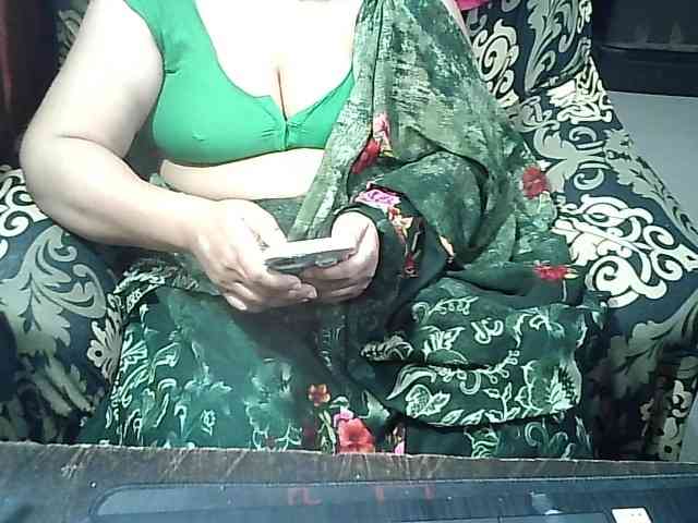 Indianbhabhimilf40 webcam