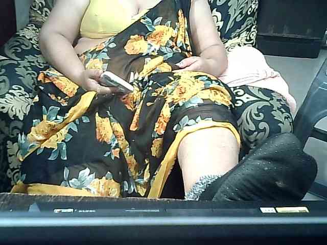 Indianbhabhimilf40 webcam