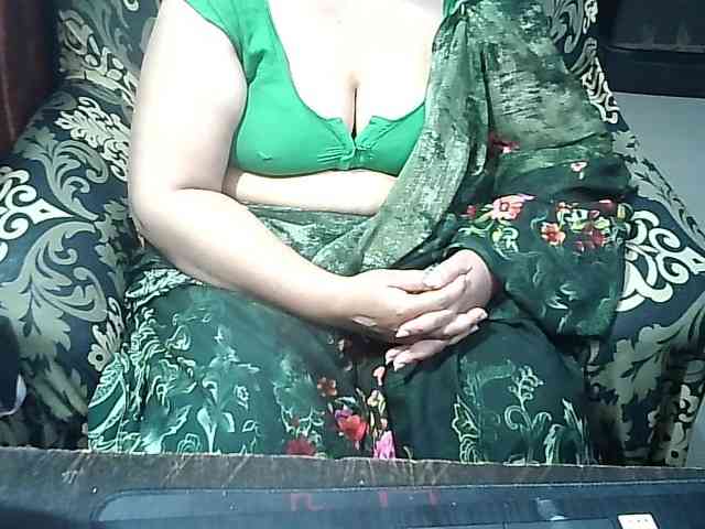 Indianbhabhimilf40 webcam