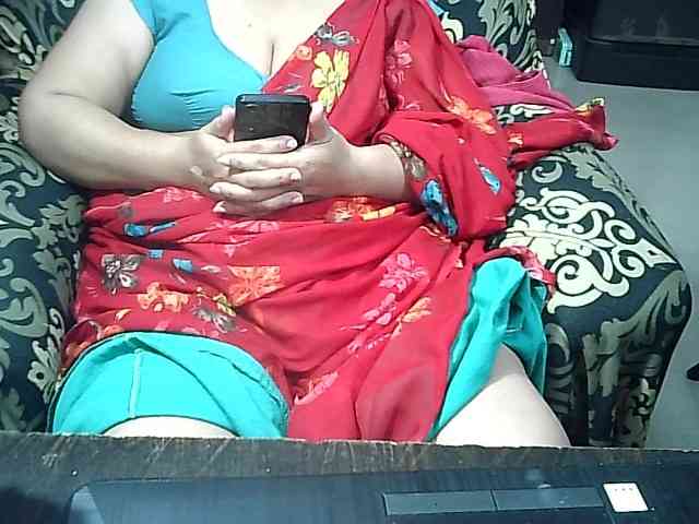 Indianbhabhimilf40 webcam