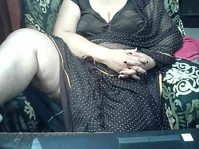 Indianbhabhimilf40 webcam