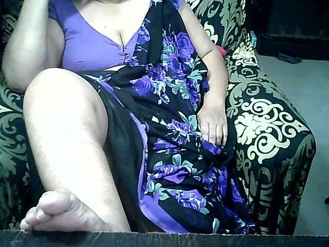 Indianbhabhimilf40 webcam
