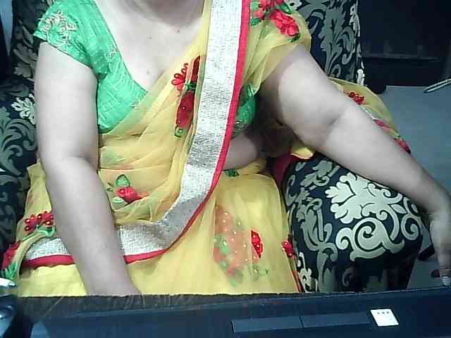 Indianbhabhimilf40 webcam