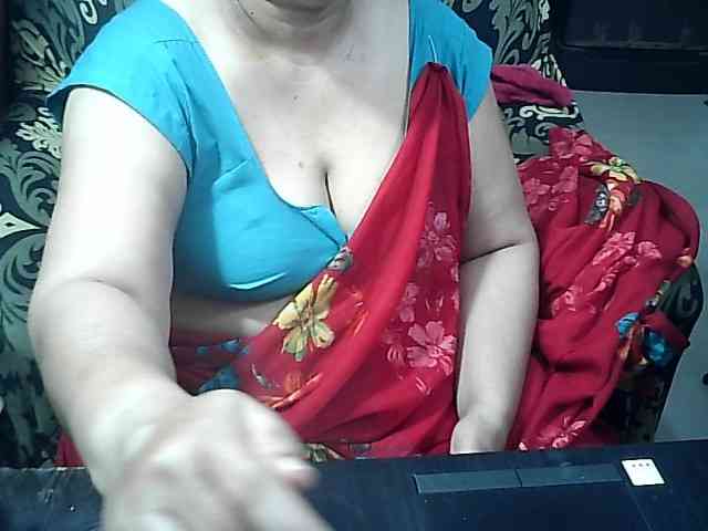 Indianbhabhimilf40 webcam