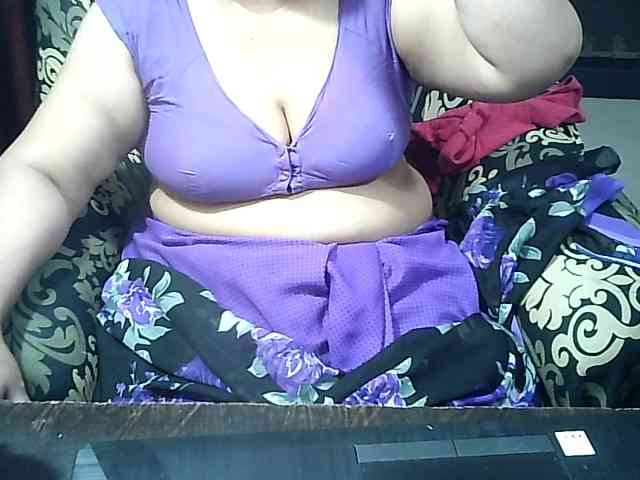 Indianbhabhimilf40 webcam