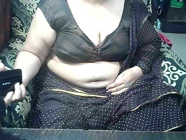Indianbhabhimilf40 webcam