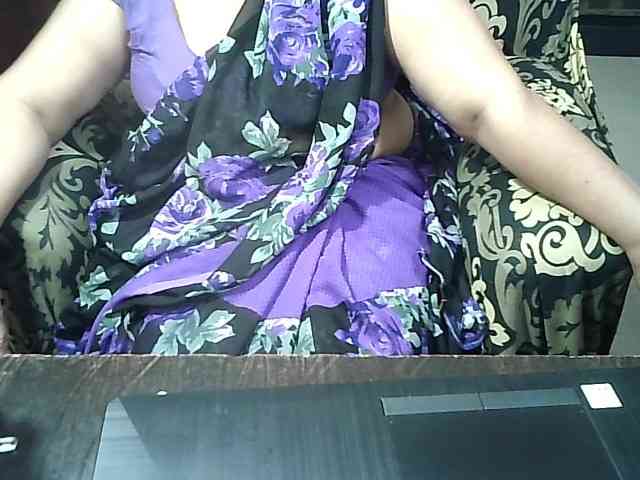 Indianbhabhimilf40 webcam