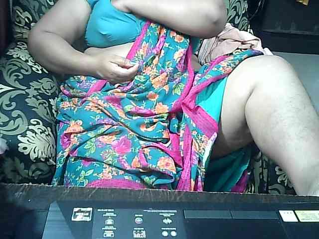 Indianbhabhimilf40 webcam