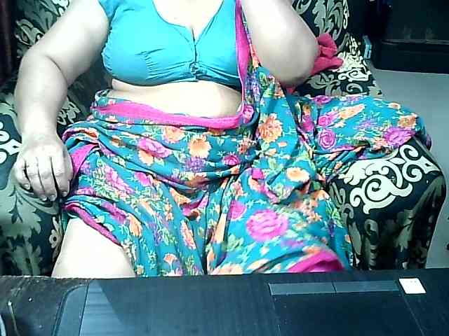 Indianbhabhimilf40 webcam