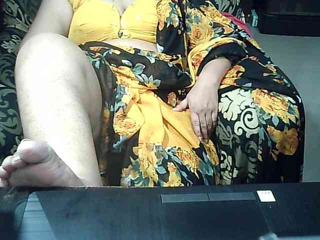 Indianbhabhimilf40 webcam