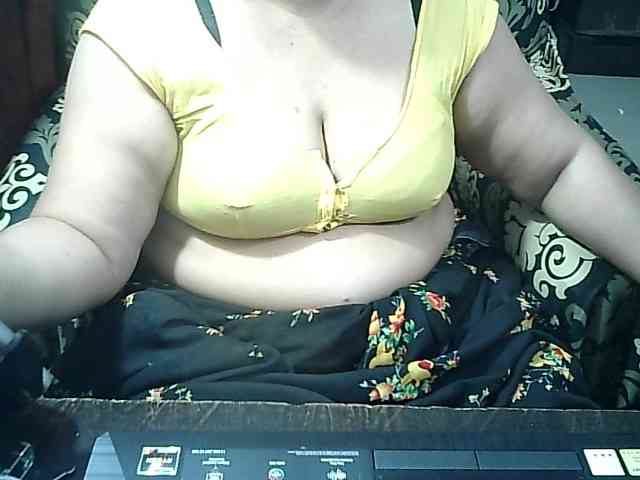 Indianbhabhimilf40 webcam