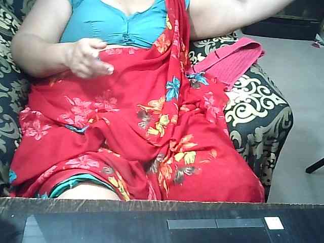 Indianbhabhimilf40 webcam