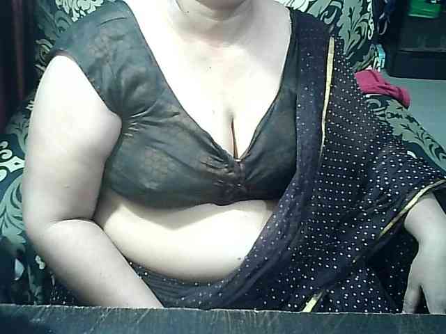 Indianbhabhimilf40 webcam