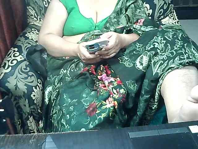 Indianbhabhimilf40 webcam
