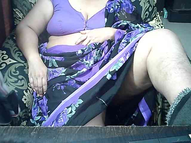 Indianbhabhimilf40 webcam